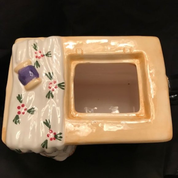 LARGE WORLD BAZAAR SEWING MACHINE TEAPOT - Picture 7 of 9